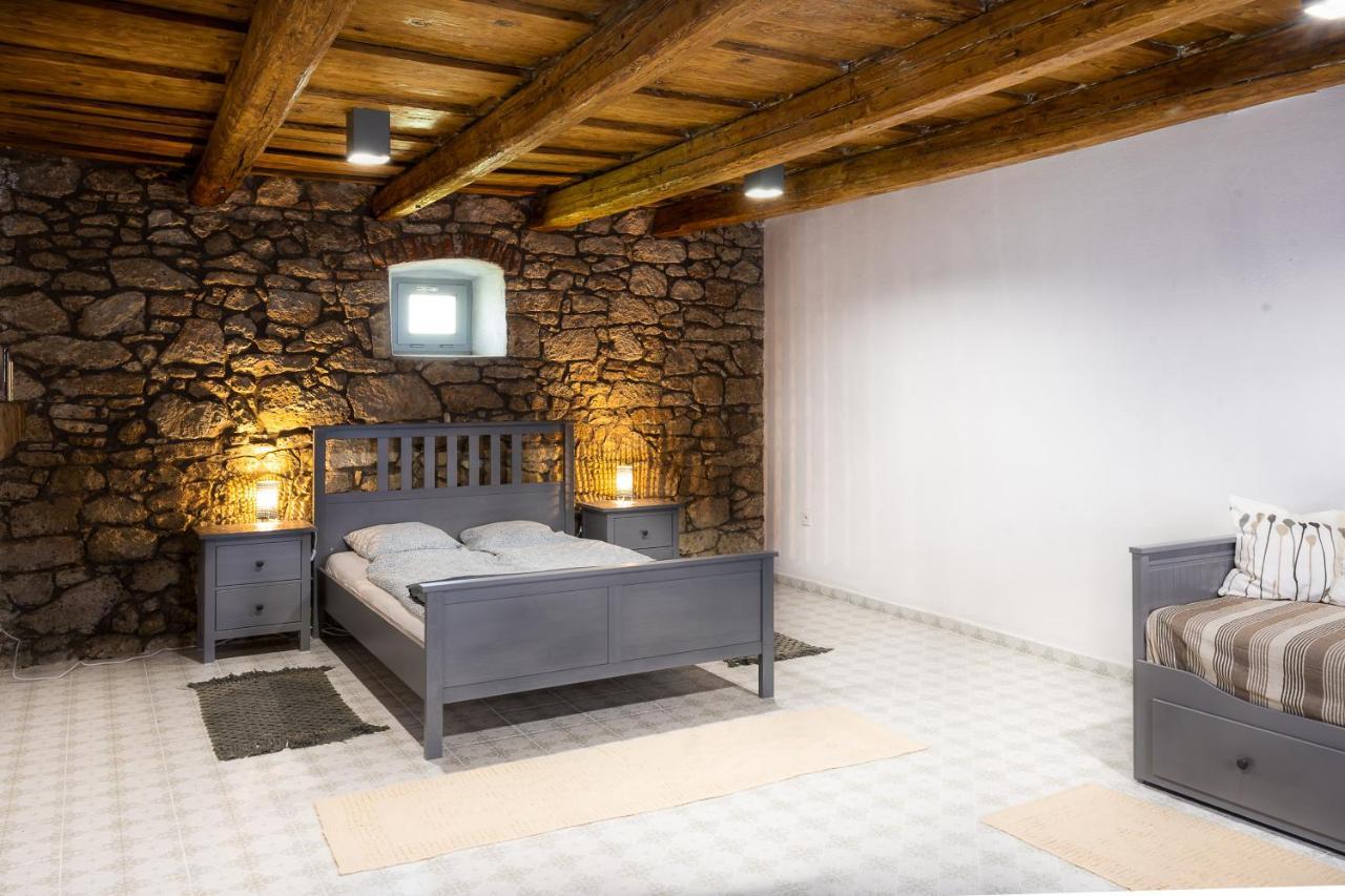 Myrtus Borbar Es Vendeghaz Apartment